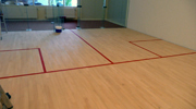 na renovatie van squashbaan